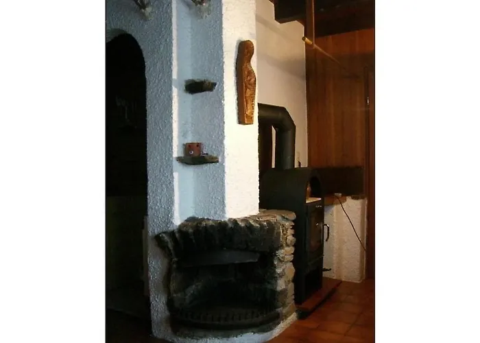 1-bedroom *